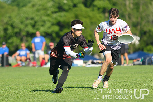 Pool play at USAU D1 College Championships