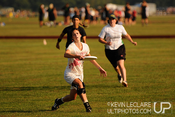 Saturday Women's division action -- Chesapeake Open 2010