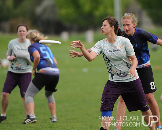 Saturday 5pm Crossover Round -- 2011 USAU College Championships