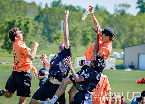 2024 USA Ultimate Division I College Championships ©