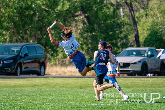 Pool play at 2024 USAU Youth Club Championship
