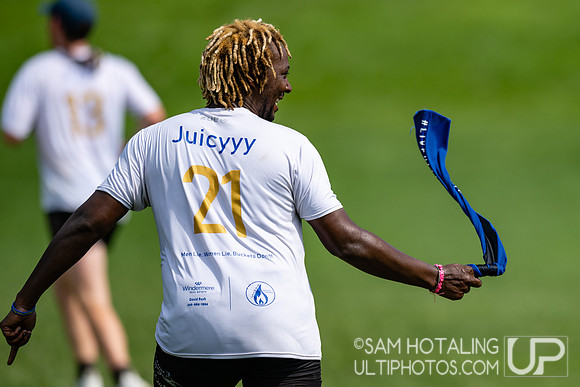 Bracket Play at World Ultimate Club Championships