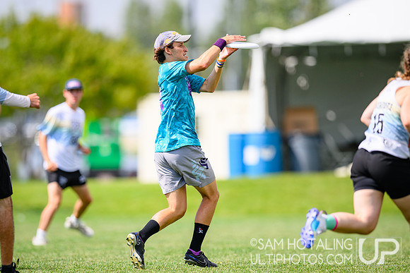 Mixed crossover play during International Club Championships at Aurora Sports Park