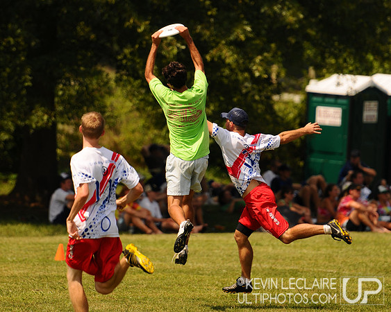 Saturday Elite Open division action -- Chesapeake Open 2010