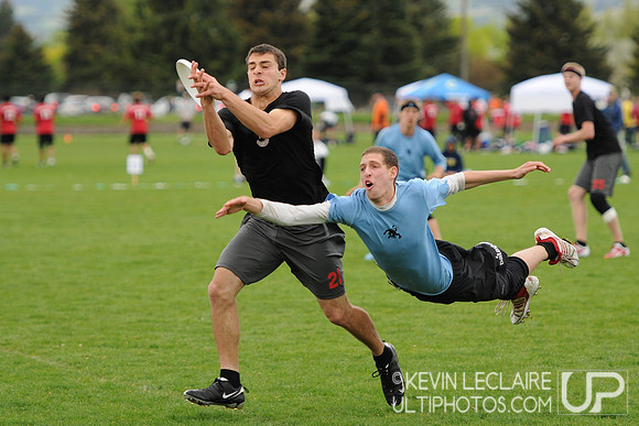 Sunday Photo Highlights Preview -- 2011 USAU College Championship