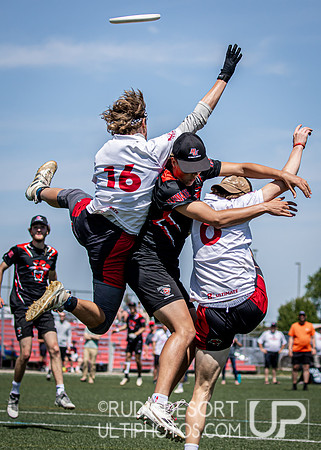 2024 USA Ultimate Division III College Championships ©