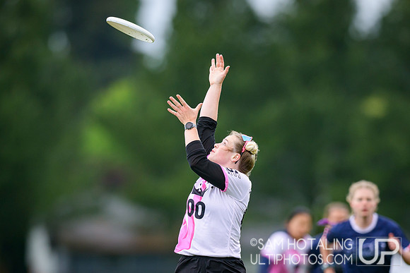 Round IV pool play at USAU D-III College Championships