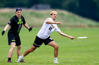 Melbourne Ellipsis vs Wildcats in pool play at World Ultimate Club Championships
