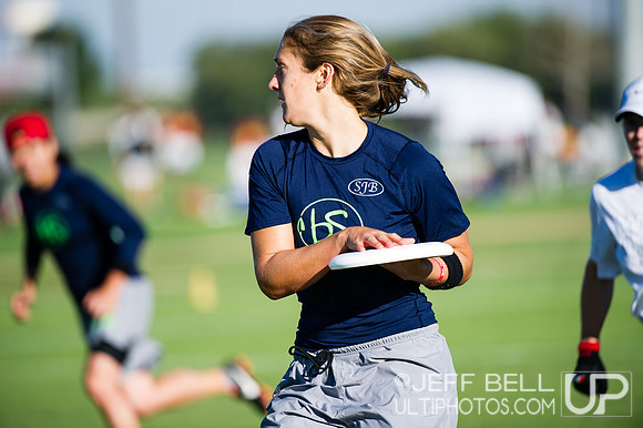 USAU_Nationals_2013_Thursday_20131017_092812_JBP0211