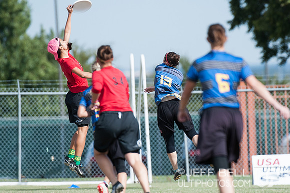 USAU_Nationals_2013_Sunday_20131020_110129_JBP12162
