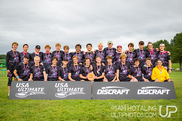 Highlights: Lewis & Clark Bacchus vs Middlebury Pranksters (M) in finals at USAU D-III College Championships