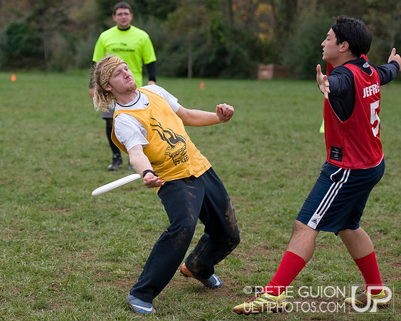 Round 5 Pool Play action from Patriot Games 2011.