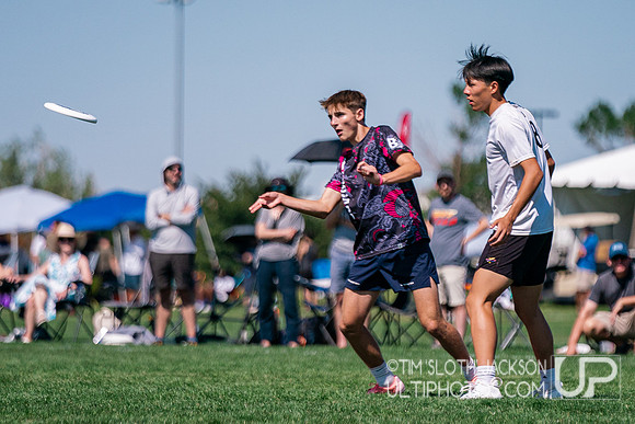 Pool play at 2024 USAU Youth Club Championship