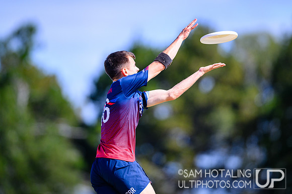 Mixed power-pools during World Ultimate Championships at Runaway Bay Sports Precinct