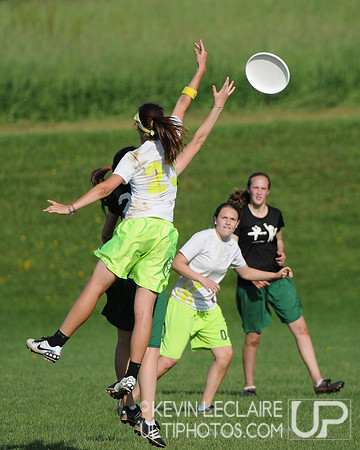 Saturday 4:45pm Girls 1v1 Crossover games
