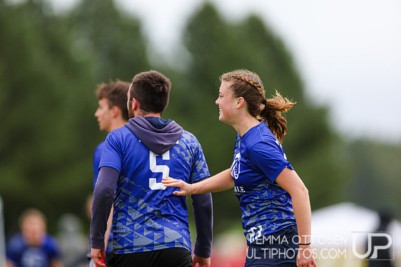 Sunday full coverage from USAU D-IIII College Championships: Round 2