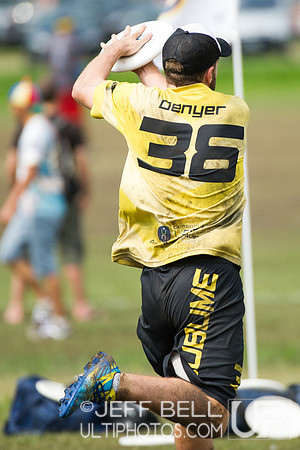 wucc2014_day7_20140808_112804_JBP00949
