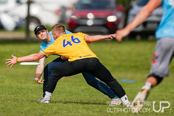 Day 2 of 2022 USA Ultimate D-I College Championships