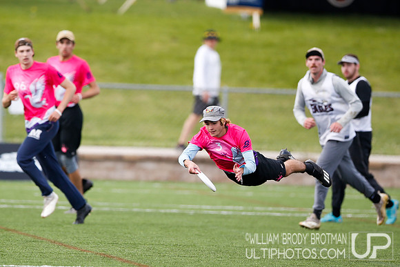 Day 2 of USA Ultimate 2022 D-III College Championships