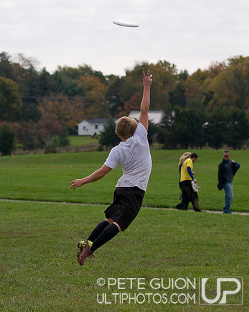 Round 3 Pool Play action from Patriot Games 2011.