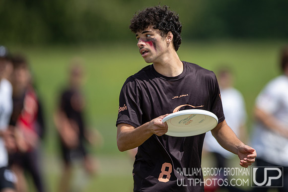 Day 1 of the USA Ultimate D-I College Championships