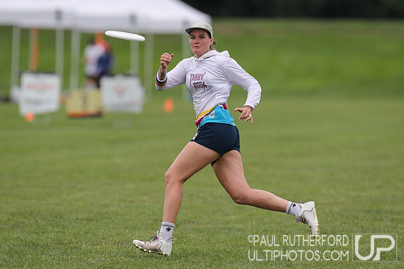 Boston Brutesquad and Tabby Rosa at the 2022 World Ultimate Club Championships
