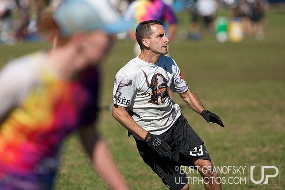 USAU NE Regionals 2013 -- Mixed, Sun Round 4
