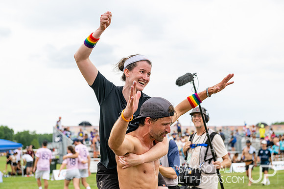 Lunchbox vs Mixtape in semifinals at World Ultimate Club Championships