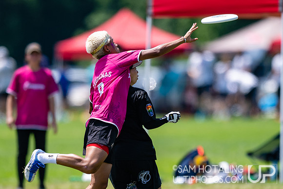 TOKYO Mavericks vs Revolution in quarterfinals at World Ultimate Club Championships