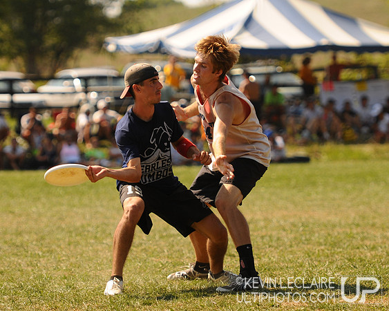 Sunday Elite Open Playoff action -- Chesapeake Open 2010
