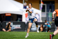 British Columbia Thunderbirds (W) vs Vermont Ruckus in semifinals at USAU D-I College Championships