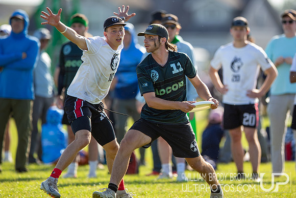 Day 2 of the USA Ultimate D-I College Championships