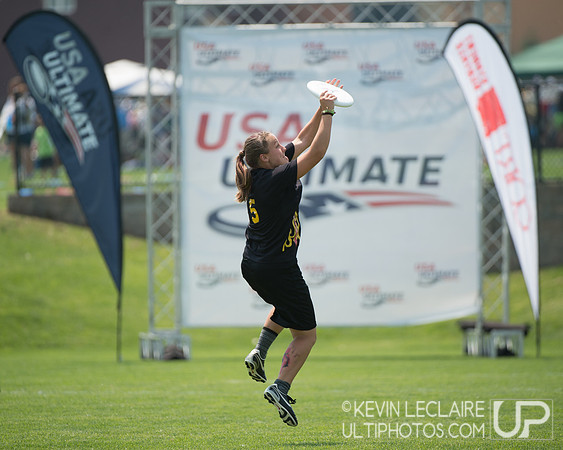 2012 USAU D-I College Championships Saturday Action