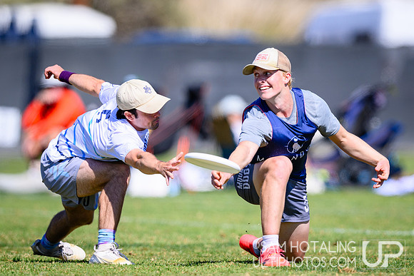 Hybrid vs MOONDOG during Club Championships at Surf Cup Sports Park
