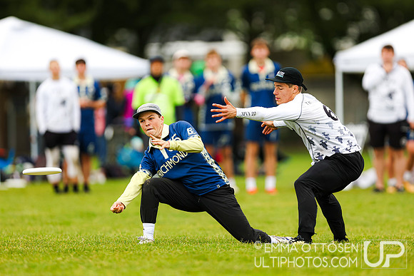Sunday full coverage from USAU D-IIII College Championships: Round 1