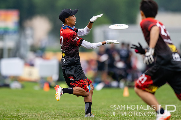 GOAT vs Nomadic Tribe in pool play at World Ultimate Club Championships