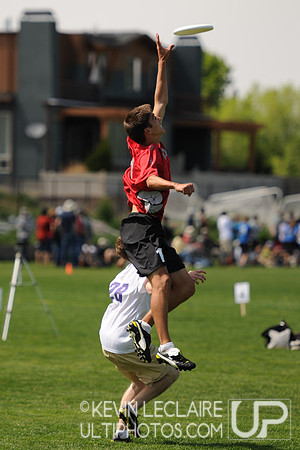 Friday College Championships Preview Highlights
