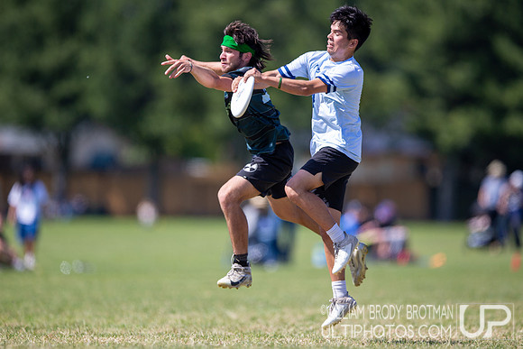 Day 2 of the USA Ultimate D-I College Championships