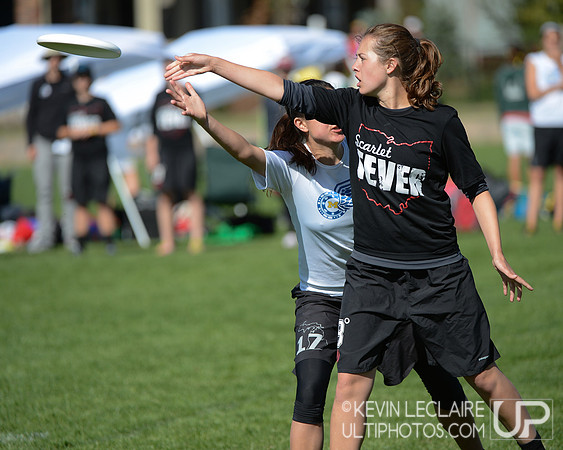 2012 USAU D-I College Championships Sunday Action