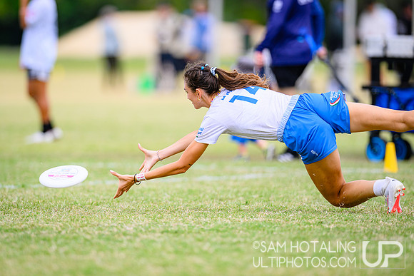 Bracket play during World Ultimate Championships at Runaway Bay Precinct