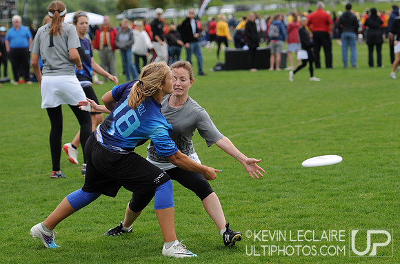 Sunday Photo Highlights Preview -- 2011 USAU College Championship
