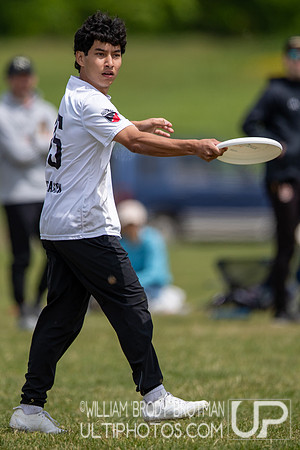 Day 1 of the USA Ultimate D-I College Championships