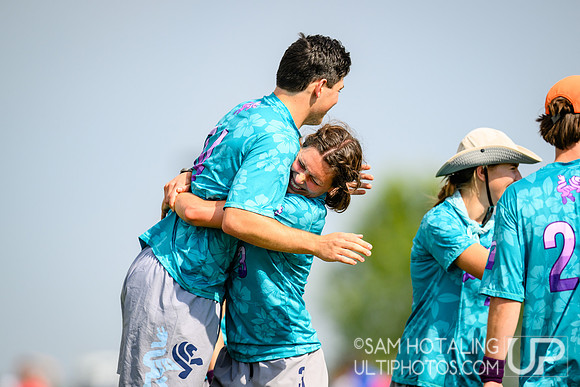 Mixed crossover play during International Club Championships at Aurora Sports Park