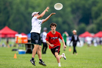 Alligators Masi vs Wollongong Krank in pool play at World Ultimate Club Championships