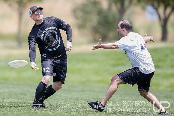 Day 2 of 2022 USA Ultimate Masters Championships