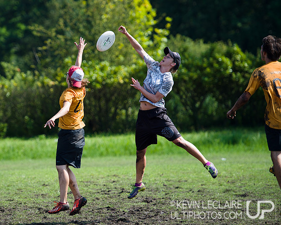 Tuesday WUCC 2014 Pool Play Action