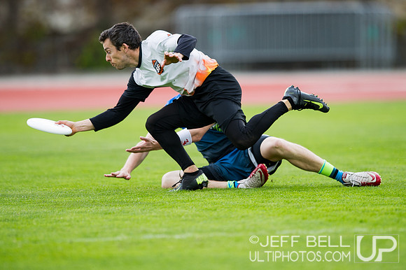 Riptide_Flamethrowers_20140427_142843_JBP01215