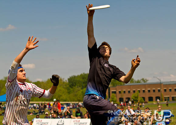 Sunday Action - D-III College Championships