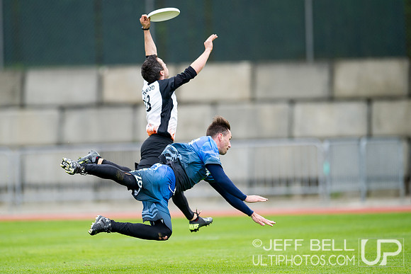 Riptide_Flamethrowers_20140427_144329_JBP01480
