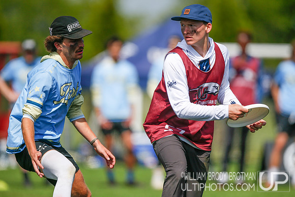 Day 3 of USA Ultimate D-III College Championships